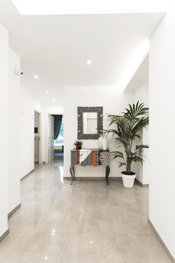 Vaticano Luxury Guest House Rome Bagian luar foto